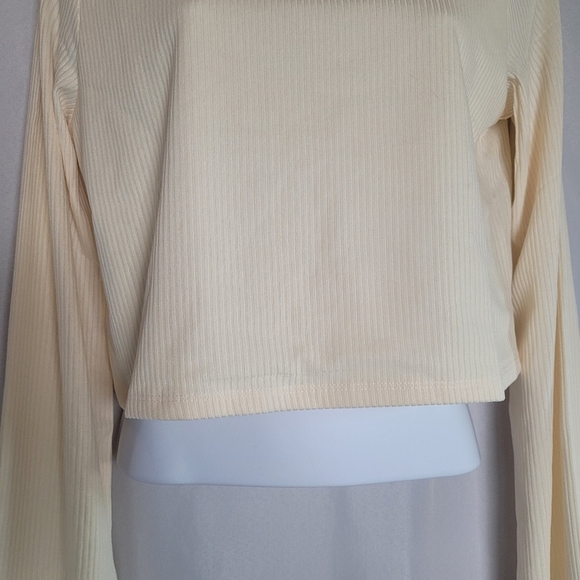 NWT Band Of The Free Cream Ribbed Long Sleeve Tie Back Blouse Women's Size M - Picture 3 of 12
